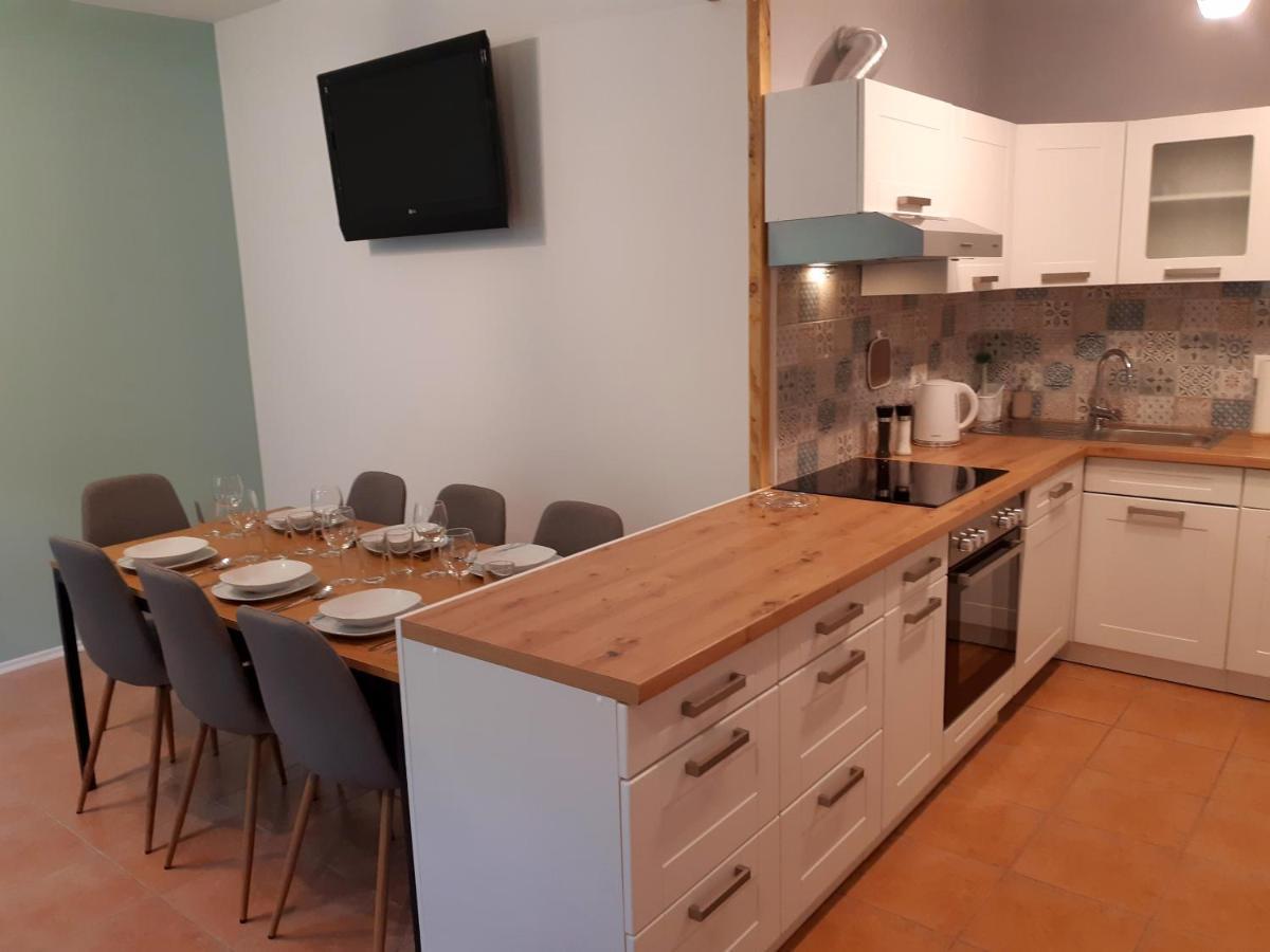 Socaland Apartmaji מראה חיצוני תמונה